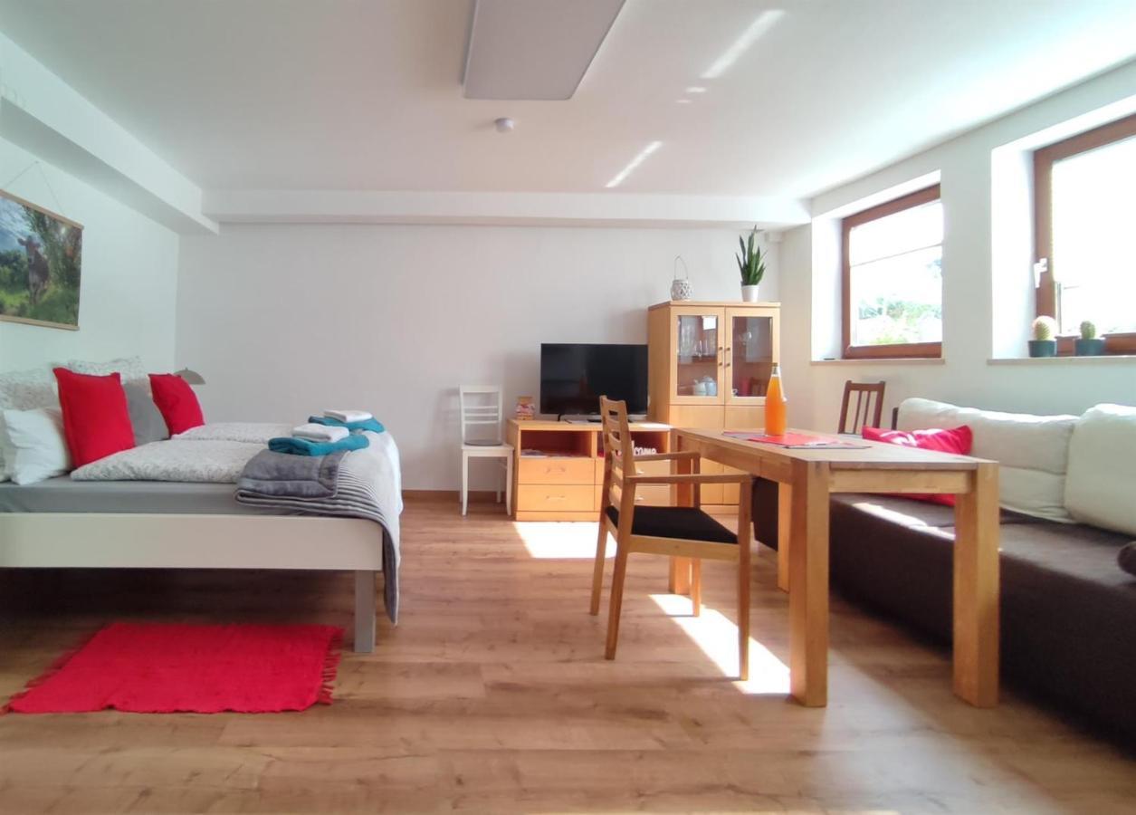 Ferienwohnung Trifts | Einzelbetten | Parkplatz Wangen im Allgaeu Exterior photo