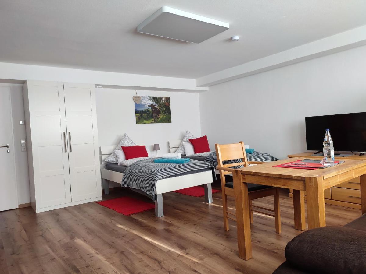 Ferienwohnung Trifts | Einzelbetten | Parkplatz Wangen im Allgaeu Exterior photo