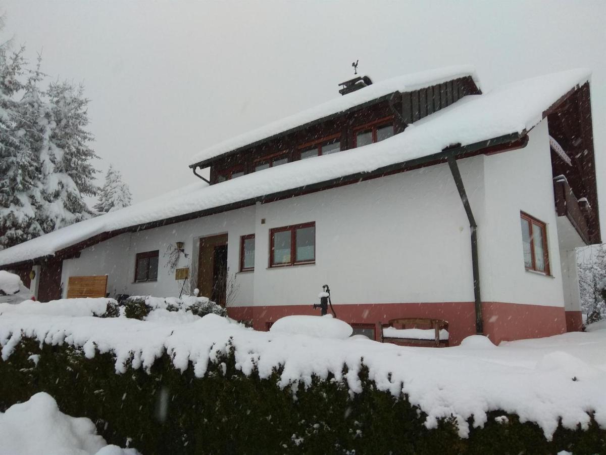 Ferienwohnung Trifts | Einzelbetten | Parkplatz Wangen im Allgaeu Exterior photo